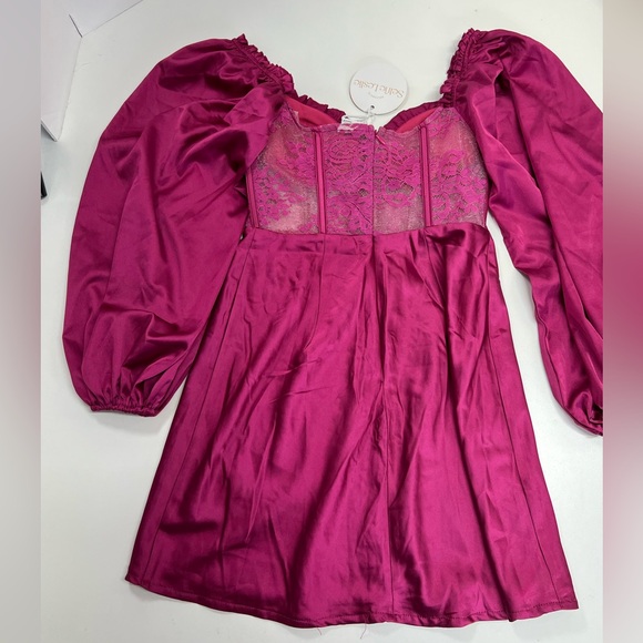 Selfie Leslie Trophy Long Sleeve Lace Bodice Mini Dress Plum Pink New With Tags - Picture 4 of 15